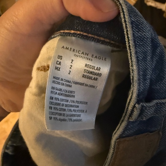 American Eagle straight jeans size 2R - Picture 4 of 4